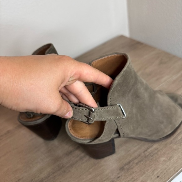 Frye Size 8 Dani Shield Suede Dark Taupe Open Toe Bootie Heel - Picture 6 of 11